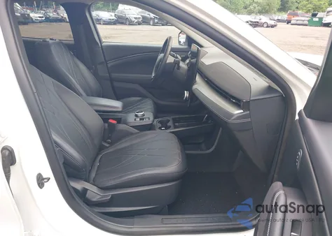 2023 Ford Mustang Mach-E California Route 1 z USA, uszkodzony, nr VIN 3FMTK2SU2PMA04458